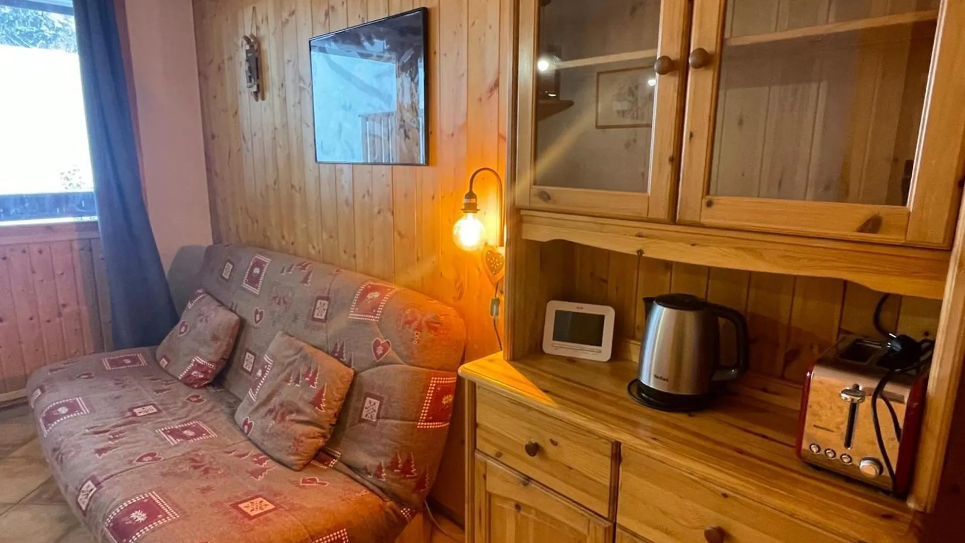 Apartment Studio 4 Pers A Meribel-Mottaret, Pieds Des Pistes, Terrasse Et Tv - Fr-1-411-924 Les Allues