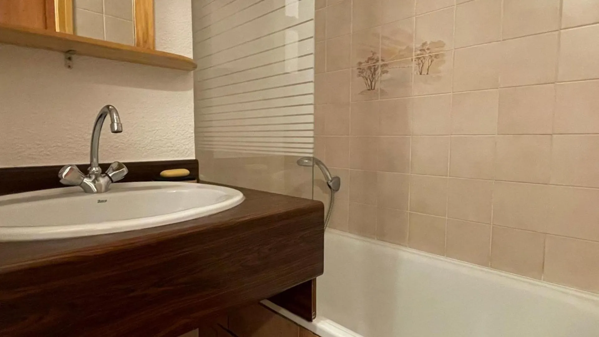 Studio 4 Pers A Meribel-Mottaret, Pieds Des Pistes, Terrasse Et Tv - Fr-1-411-924 Les Allues